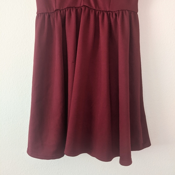 NWT Tobi Cross Your Mind Mini Skater Dress - Picture 4 of 8